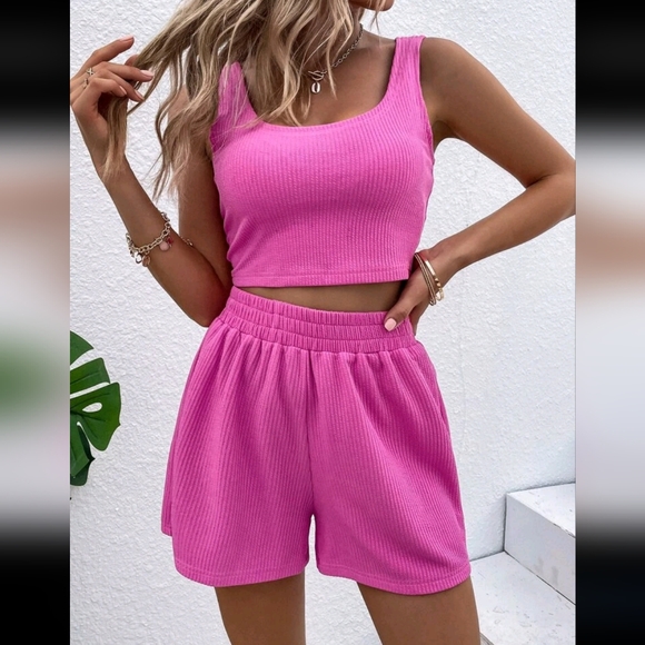 Bright Pink Sleeveless Top & Short Set - Picture 7 of 9